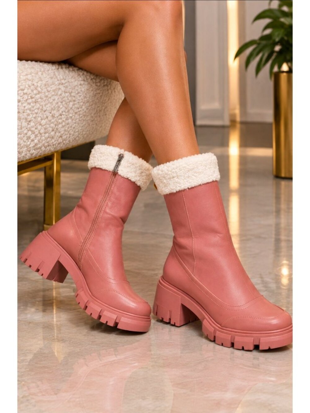 Chunky Sole Faux Leather Mid-Calf Boots With Faux Fur Cuffs & Side Zipper In Blu